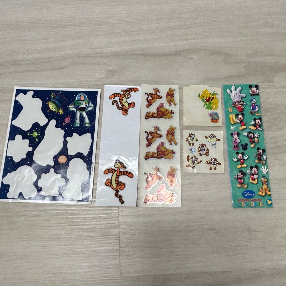 Sandylion Winnie The Pooh Tigger Buzz Light Year Mickey Mouse Tazmanian Stickers